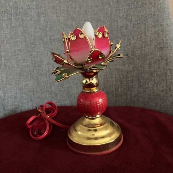 1 Mascot Desktop Decoration Lamps 莲花灯佛供灯 - Picture 3 of 13